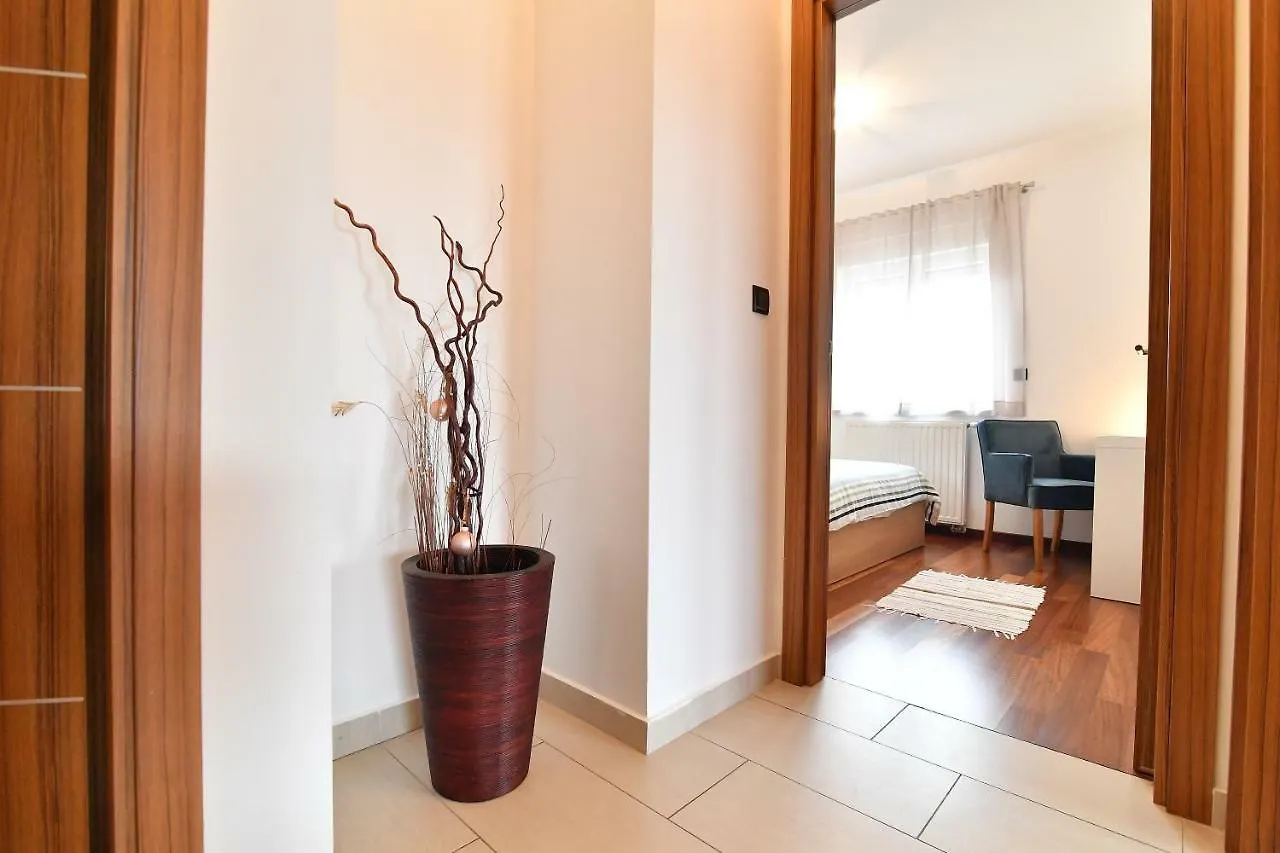 Apartment City Penthouse Vita Pula
